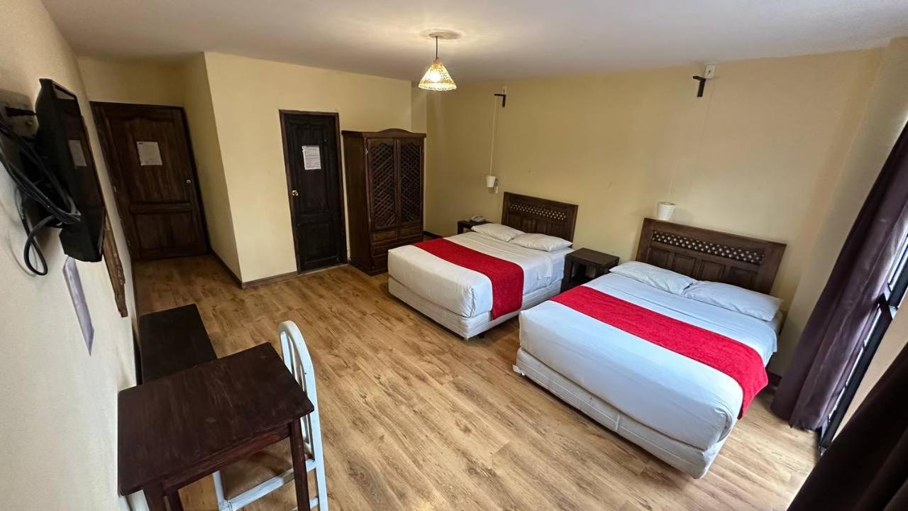 Hotel Noris Alausi Ngoại thất bức ảnh